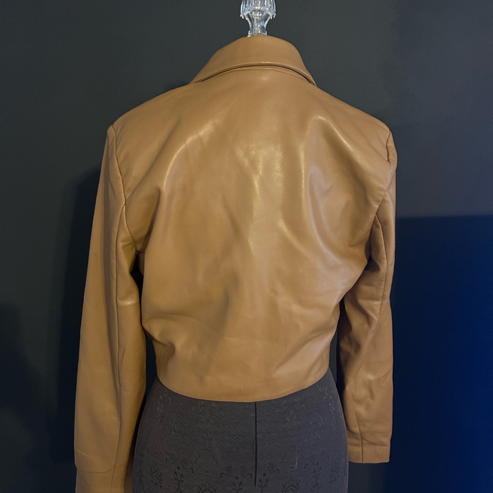 Abercrombie & Fitch Vegan Leather Crop Jacket in Butterscotch NWOT size M - Picture 4 of 9